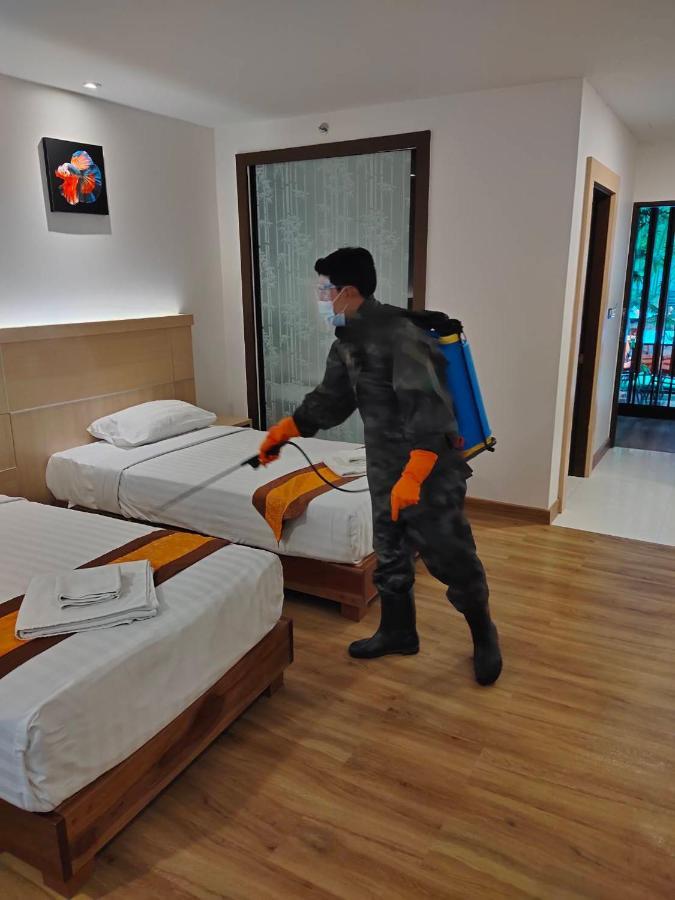 Marlin Hotel Сураттхани Экстерьер фото
