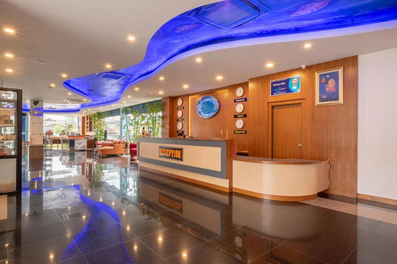 Marlin Hotel Сураттхани Экстерьер фото